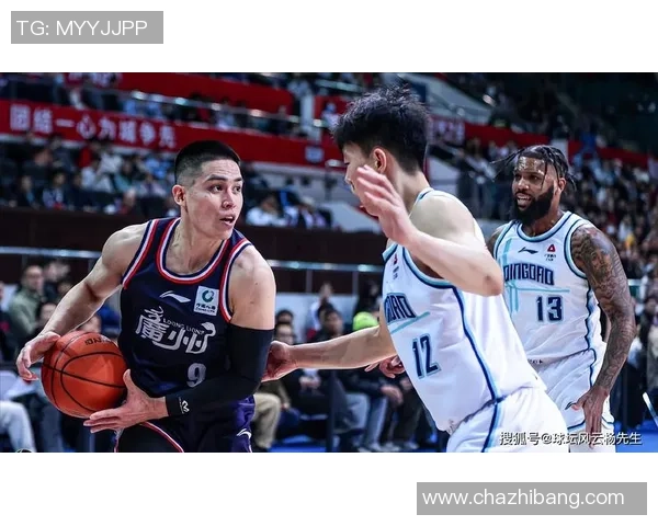 76人对阵龙狮激战正酣NBA赛季精彩对决引发球迷热议 76人对阵龙狮激战正酣NBA赛季精彩对决引发球迷热议